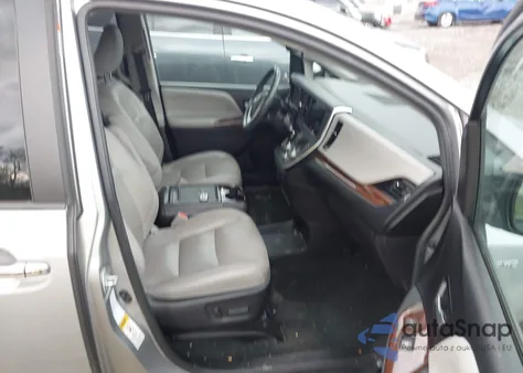 2017 Toyota Sienna Limited Premium 7 Passenger из США, поврежденный, VIN 5TDDZ3DC9HS152414